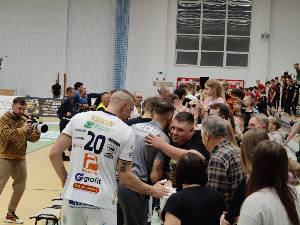 necko tomaszów (74)